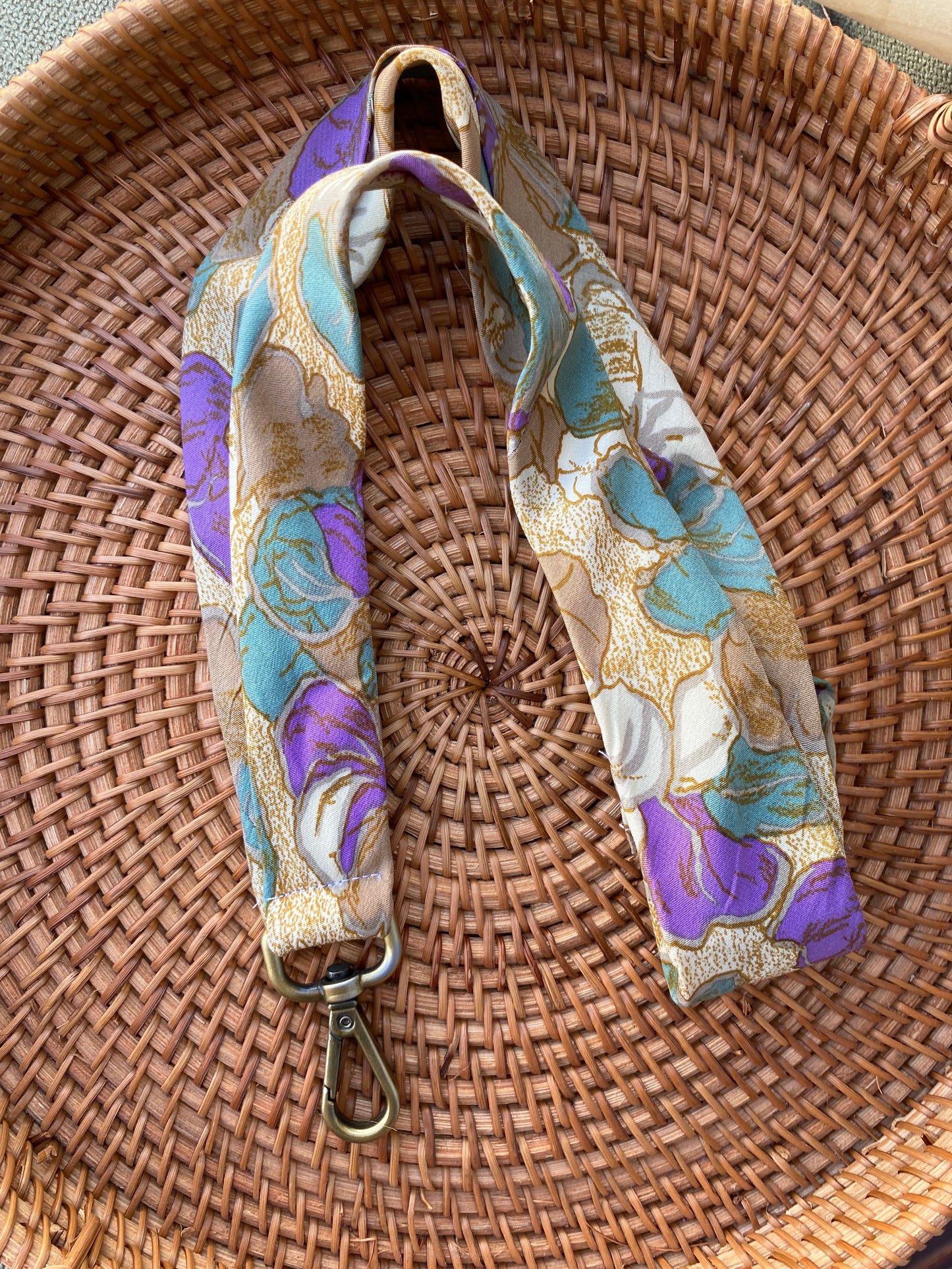 A .Lanyard Corbata
