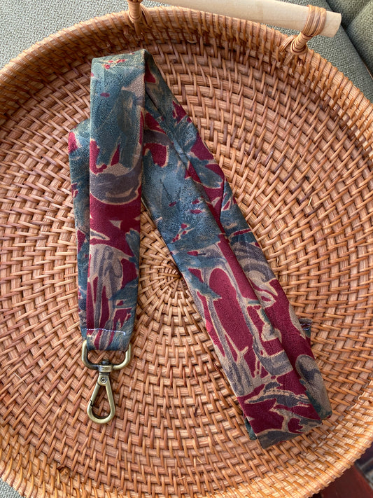 A. Lanyard de corbata