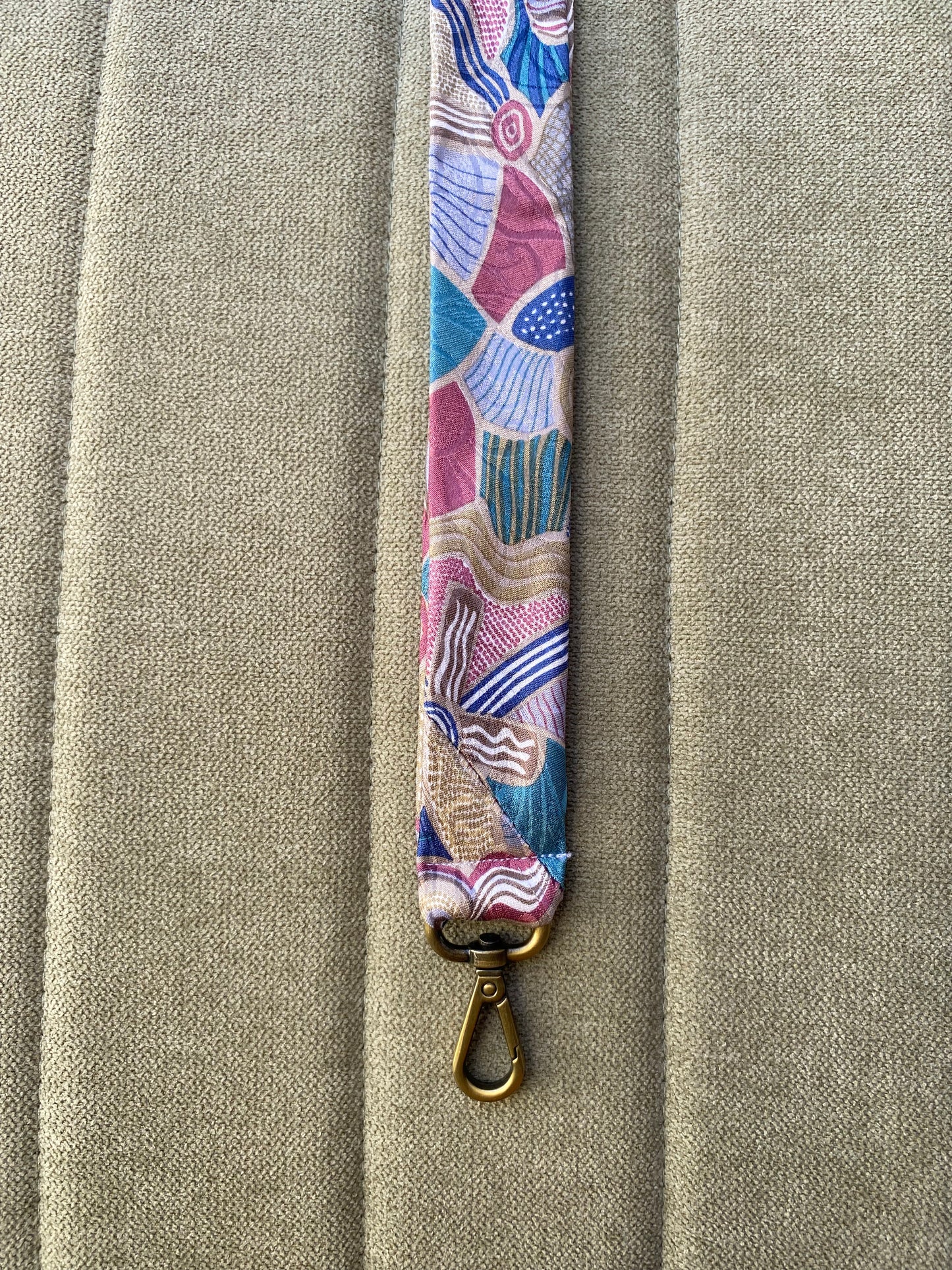 A. Lanyard corbata