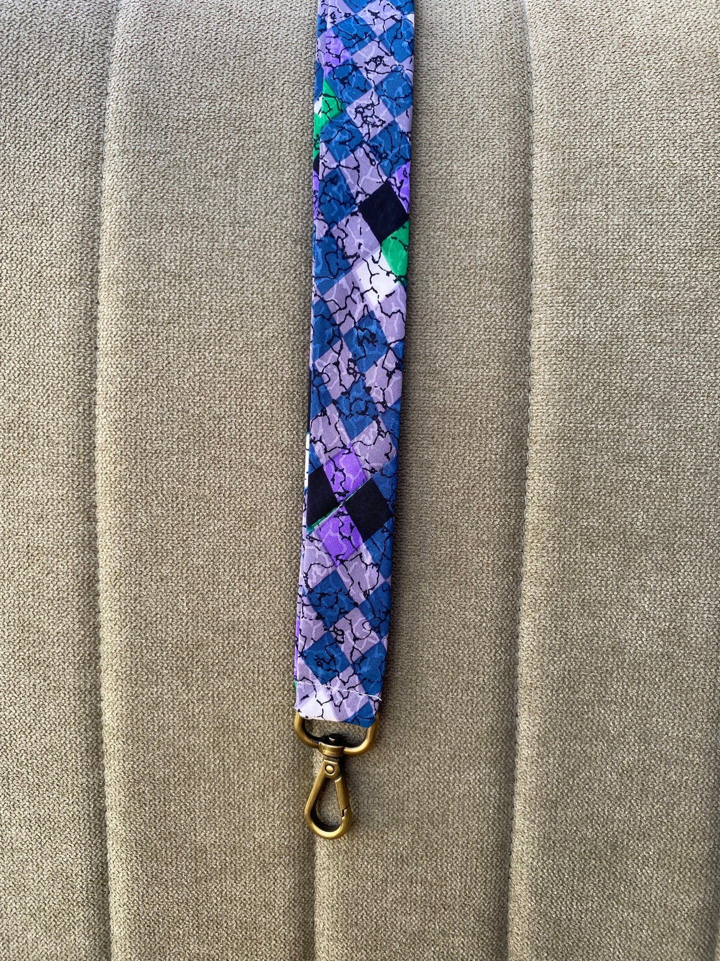 A. Lanyard corbata