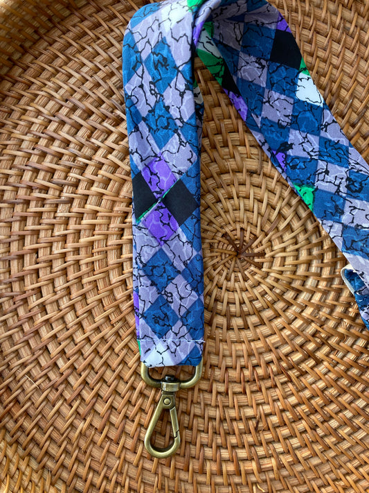A. Lanyard corbata